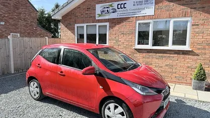 Used Toyota Aygo X-play 69 HP (50 kW) 2018 Hatchback