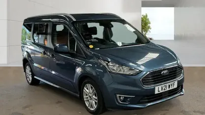 Used Ford Grand Tourneo Connect Titanium 120 HP (88 kW) 2021 Blue MPV