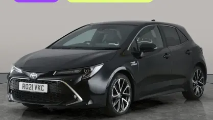 Usado Toyota Corolla 122 CV (89 kW) 2021 Negro Utilitario