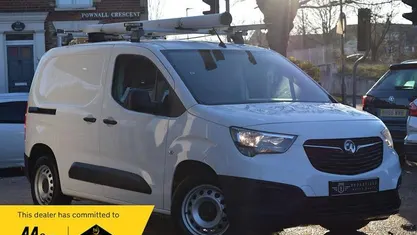 Used Vauxhall Combo Edition 101 HP (74 kW) 2019 MPV