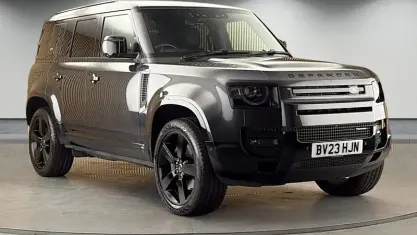 Used Land Rover Defender HSE Dynamic 249 HP (183 kW) 2025 SUV