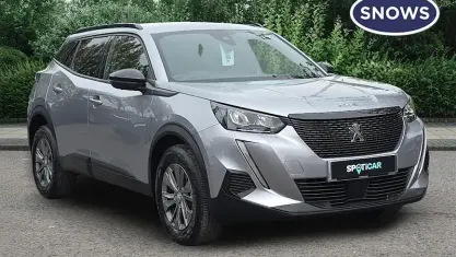 Used Peugeot 2008 Active+ 101 HP (74 kW) 2023 Grey SUV