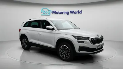 Used Skoda Kodiaq SE L Executive 150 HP (110 kW) 2023 White SUV