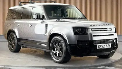 Used Land Rover Defender HSE Dynamic 300 HP (220 kW) 2024 SUV