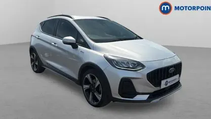Begagnad Ford Fiesta Active 101 HK (74 kW) 2022 Silver Halvkombi