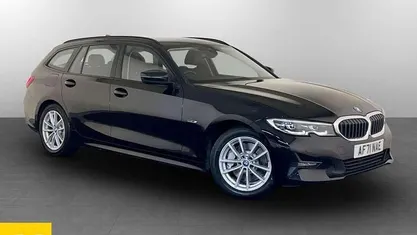 Black Used 2021 BMW 330e Comfort Edition Estate | £13,295 (Fair price)