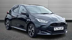 Black Used 2024 Toyota Yaris Hybrid Design Hatchback | £19,990 (Fair price)
