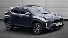 Grey New 2025 Toyota Yaris Cross Design SUV | £26,150 (Fair price)