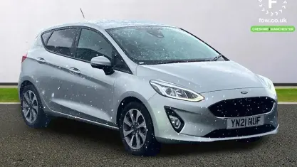 Używany Ford Fiesta Trend 125 KM (91 kW) 2021 Srebrny Hatchback
