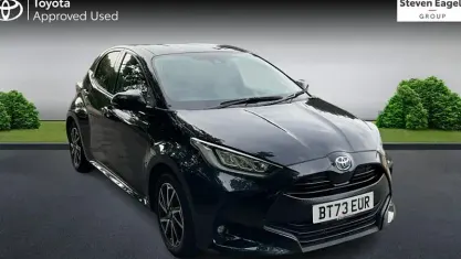 Used Toyota Yaris Design 116 HP (85 kW) 2023 Black Hatchback