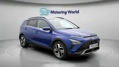 Używany Hyundai Bayon Premium 101 KM (74 kW) 2023 Niebieski SUV