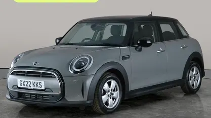 Begagnad Mini Cooper Classic 136 HK (100 kW) 2022 Grå Halvkombi