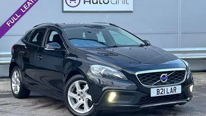 Black Used 2015 Volvo V40 Hatchback | £7,490 (Fair price)