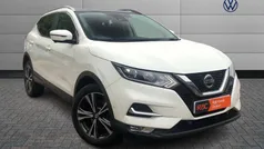 White Used 2018 Nissan Qashqai N-Connecta SUV | £10,290 (Fair price)