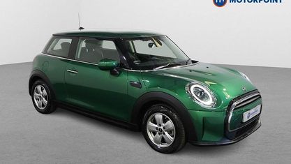 Używany Mini Cooper Classic 136 KM (100 kW) 2022 Zielony Hatchback