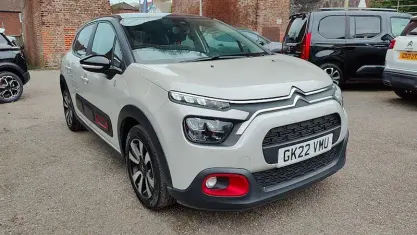 Used Citroën C3 PureTech 83 HP (61 kW) 2022 Brown Hatchback
