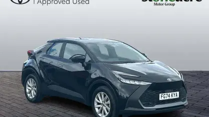 Used Toyota C-HR 140 HP (102 kW) 2026 SUV