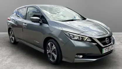 Used Nissan Leaf Tekna 110 kW (150 HP) 2019 Grey Hatchback