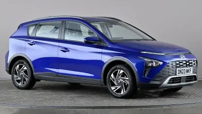 Usado Hyundai Bayon SE 101 CV (74 kW) 2023 Azul SUV
