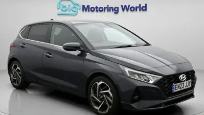 Used Hyundai i20 Premium 101 HP (74 kW) 2023 Grey Hatchback