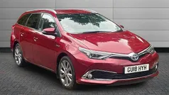 Red Used 2018 Toyota Auris Hybrid Sport Estate | £12,295 (Fair price)