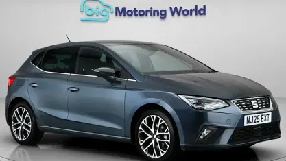 Usado Seat Ibiza XCELLENCE 116 HP (85 kW) 2025 Cinzento Citadino