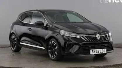 Used Renault Clio Techno 143 HP (105 kW) 2025 Metallic  diamond black  Hatchback