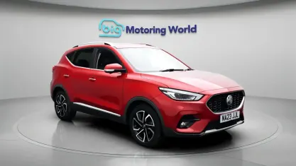 Used MG ZS Exclusive 111 HP (81 kW) 2023 Red SUV