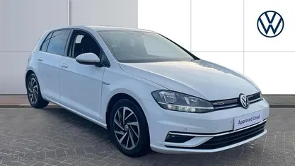 White Used 2019 VW Golf VII Match Hatchback | £14,118 (Fair price)