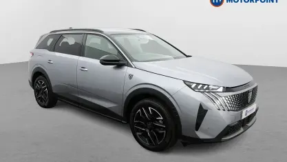 Usado Peugeot 5008 GTi 136 HP (100 kW) 2025 Cinzento SUV