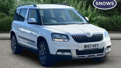 Used Skoda Yeti Outdoor SE Drive 110 HP (80 kW) 2017 White SUV