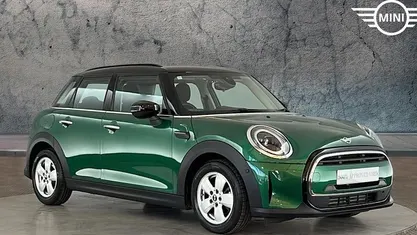 Used Mini Cooper Classic 136 HP (100 kW) 2022 Green Hatchback