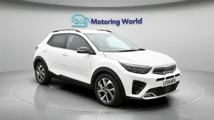Used Kia Stonic GT-Line S 99 HP (72 kW) 2024 White SUV