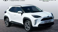 White Used 2023 Toyota Yaris Cross SUV | £23,500 (Fair price)