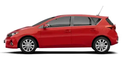 Used Toyota Auris Hybrid 136 HP (100 kW) 2014 Hatchback