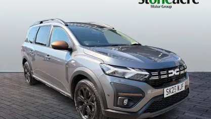 Used Dacia Jogger Extreme 141 HP (103 kW) 2025 Grey MPV
