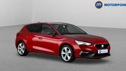 Begagnad Seat Leon FR 131 HK (96 kW) 2023 Halvkombi