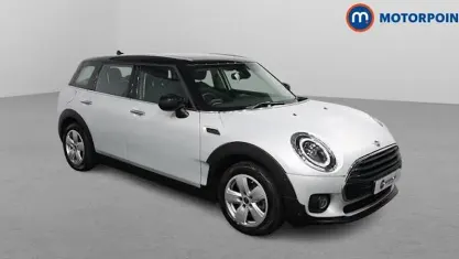 Usado Mini Cooper Clubman Classic 136 CV (100 kW) 2022 Plateado Familiar