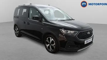 Used Ford Tourneo Active 122 HP (89 kW) 2024 Estate