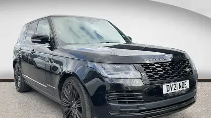 Used Land Rover Range Rover 300 HP (220 kW) 2021 Black SUV