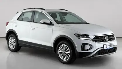 Used VW T-Roc Life 110 HP (80 kW) 2022 White SUV