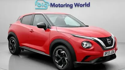 Used Nissan Juke N-Connecta 114 HP (83 kW) 2023 Red SUV