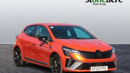 Used Renault Clio Esprit Alpine 90 HP (66 kW) 2025 Orange Hatchback