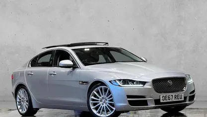 Used Jaguar XE Portfolio 179 HP (131 kW) 2019 Sedan