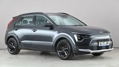 Gebraucht Kia Niro 141 PS (103 kW) 2023 Grau SUV