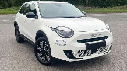 Used Fiat 600 101 HP (74 kW) 2025 SUV