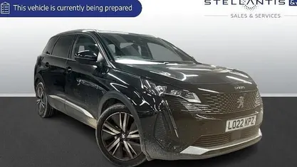 Used Peugeot 5008 Premium 131 HP (96 kW) 2022 SUV