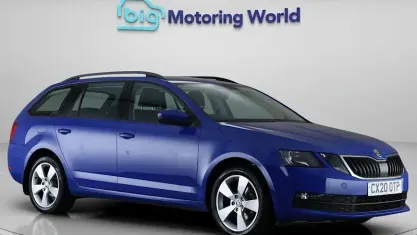 Usado Skoda Octavia SE Drive 150 HP (110 kW) 2020 Azul Carrinha