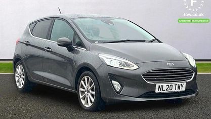 Używany Ford Fiesta Titanium 101 KM (74 kW) 2020 Szary Hatchback