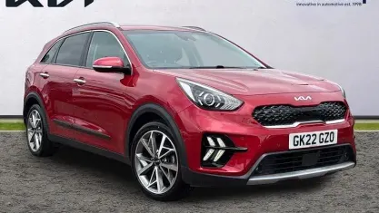 Used Kia Niro 141 HP (103 kW) 2022 Red SUV